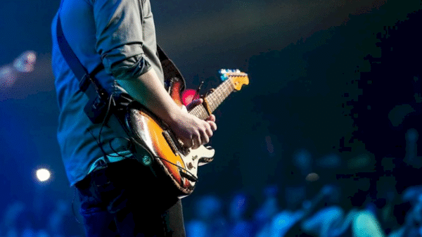 Quais plataformas oferecem distribuição digital para artistas independentes?