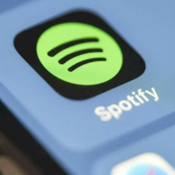 Spotify enfrenta processo por algoritmo que favorece hits