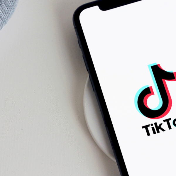 TikTok aposta em revelações e engaja o mercado criativo em 2025