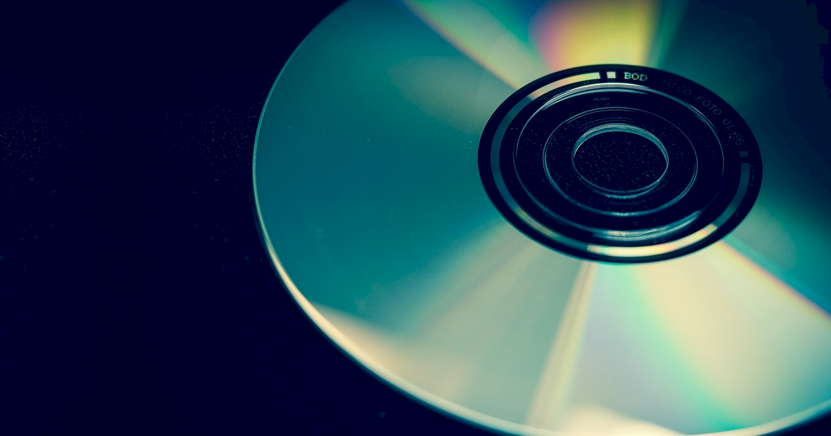 Streaming perde espaço: Vinil e CD viram investimento de luxo
