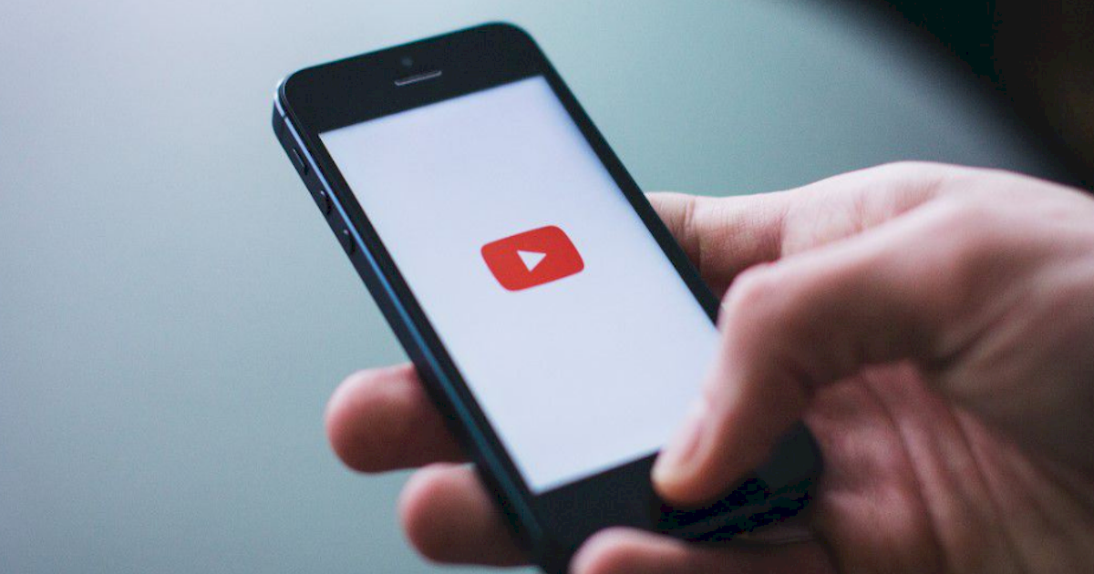 Decisão do YouTube de rever sua participação nas paradas da Billboard provoca forte reação na indústria