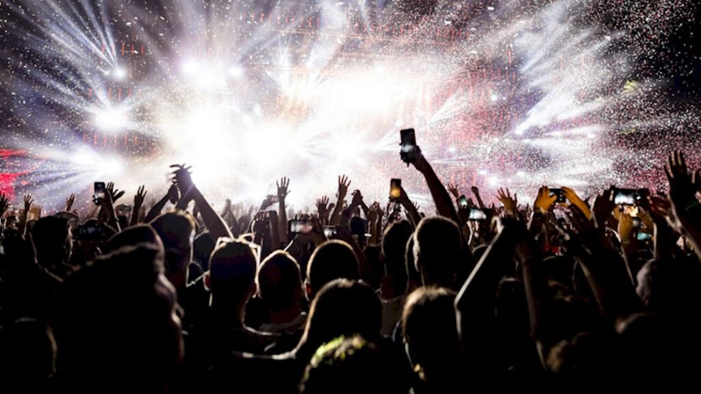 Plataforma transmite mais de 50 shows por semana em 2026